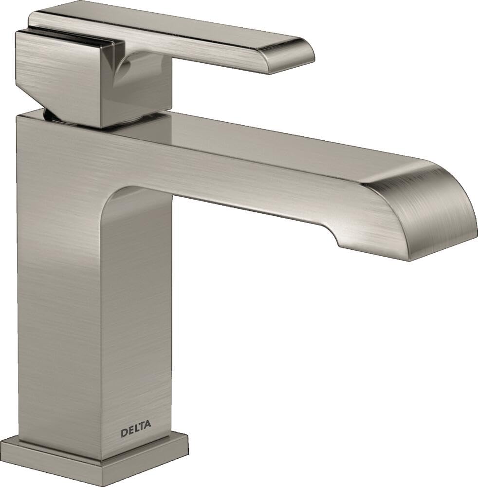 Delta Faucet Ara Single Hole Bathroom Faucet, Single Handle Bathroom Faucet Chrome, Bathroom Sink Faucet, Metal Drain Assembly, Chrome 567LF-MPU