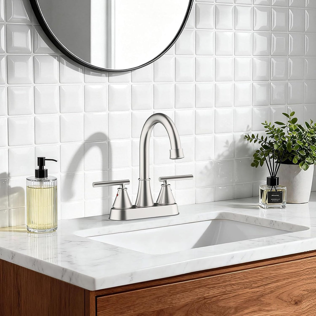 Bathroom Sink Faucet 4 Inch 2 Handle Centerset Brushed Gold Lead-Free Modern Bathroom Faucet Vanity Faucet with Pop-up Drain Stopper and Supply Hoses
